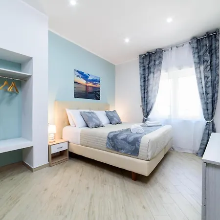 Symphony House לינה וארוחת בוקר