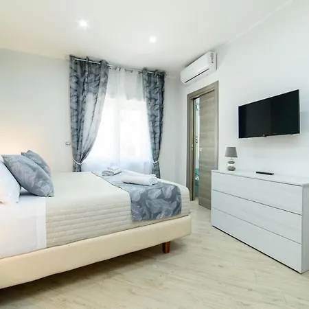 Symphony House 4* סורנטו