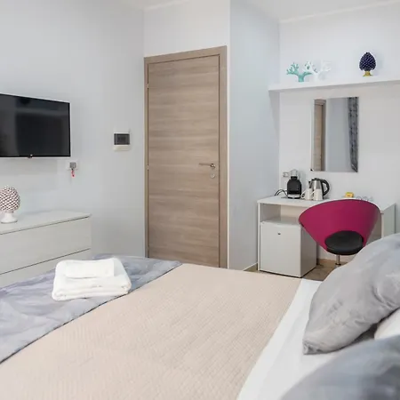 Symphony House לינה וארוחת בוקר סורנטו