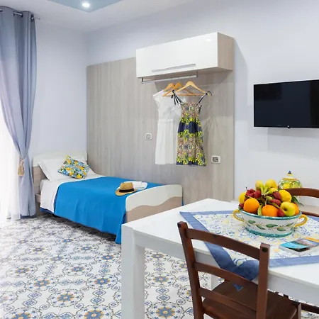 Symphony House סורנטו