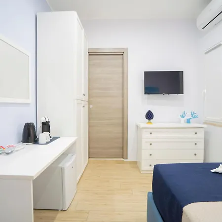 Symphony House Oda ve Kahvaltı Sorrento
