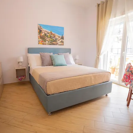 Symphony House 4* Sorrento