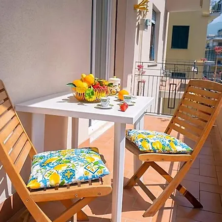 Symphony House Bed & Breakfast 4*
