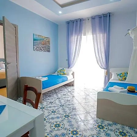 Symphony House Panzió 4*