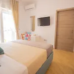Bed & Breakfast Symphony House