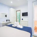 Symphony House Bed & Breakfast 4*