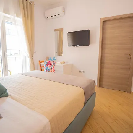 Symphony House 4* Sorrento