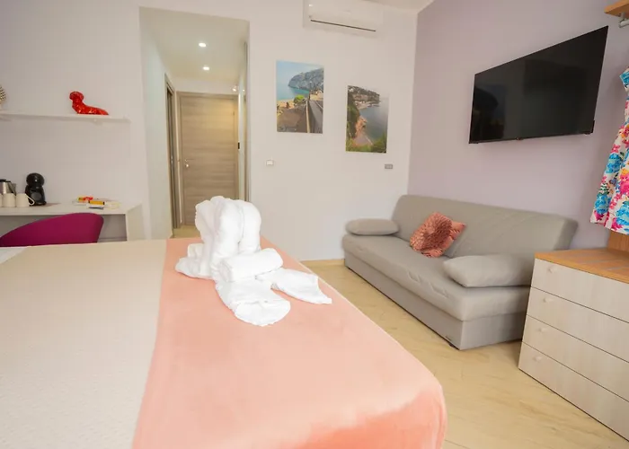 Bed and breakfast Symphony House 4*